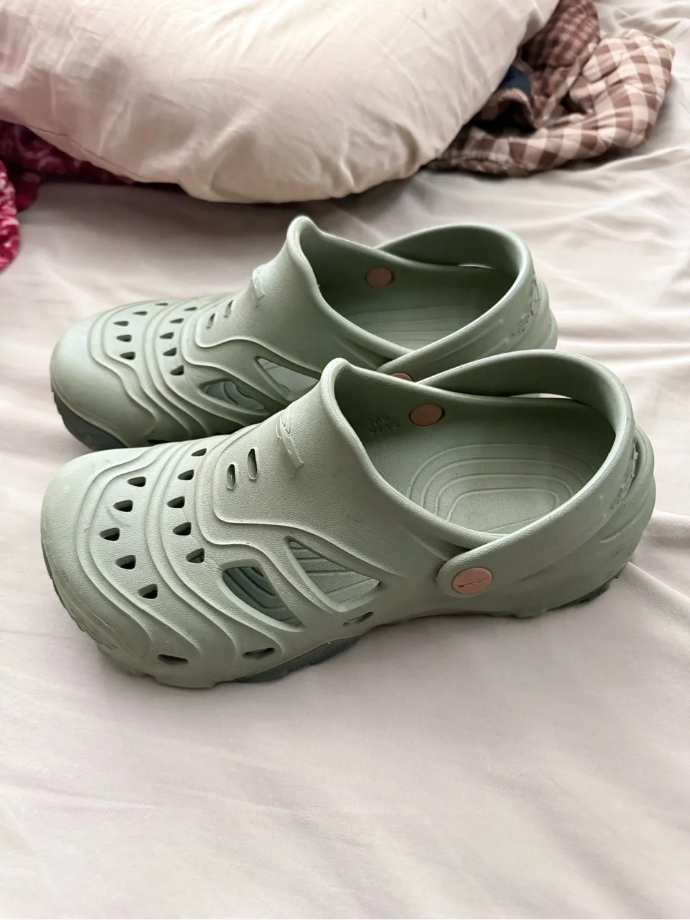 Men’s Sitka crocs